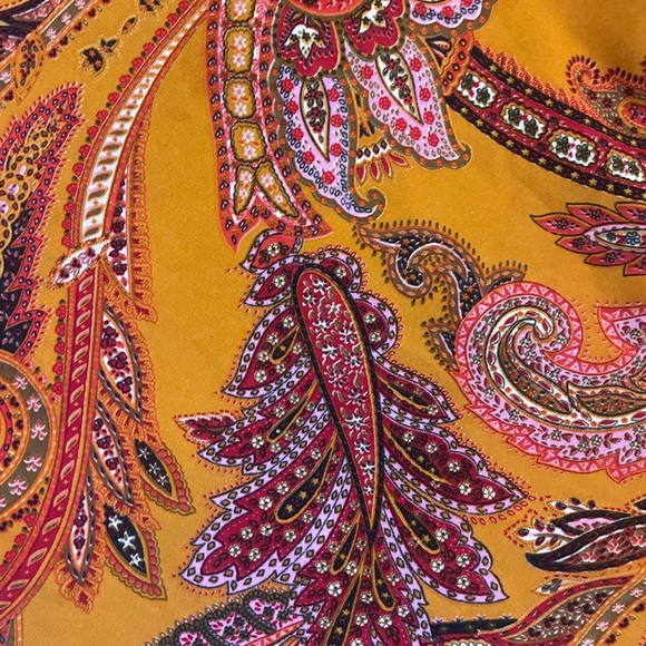 Elegant Orange Paisley Sleeveless Dress - Picture 4 of 4